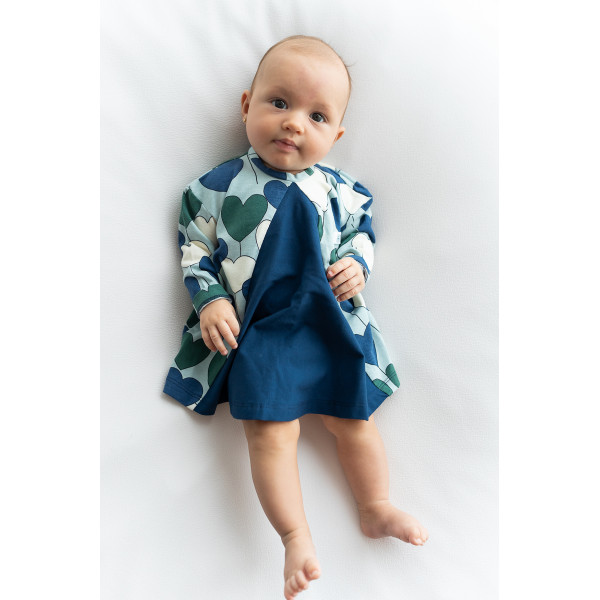 Vestido de pico de algodón orgánico de corazones y azul marino Vestido de pico de algodón orgánico de corazones y azul marino